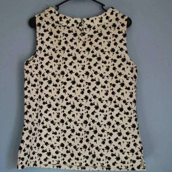 Talbot's Medium Women's Sleeveless Top with Button Up Back Neckline NWOT - Picture 10 of 13